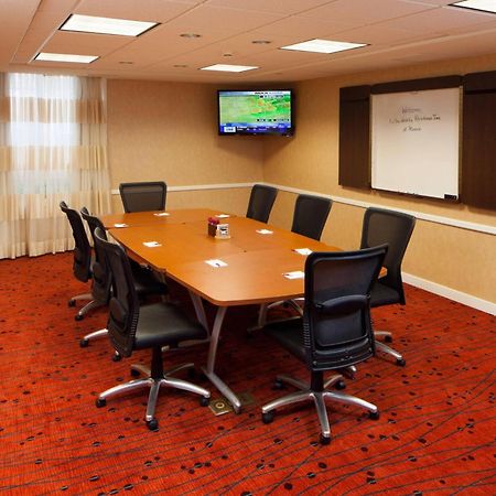 Residence Inn By Marriott Wichita East At Plazzio Экстерьер фото