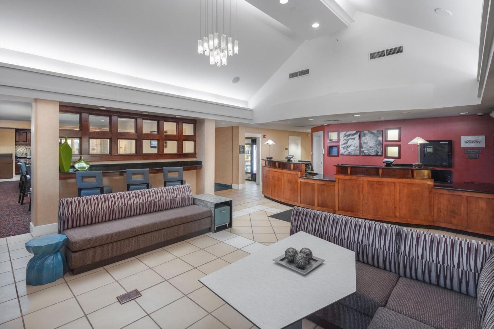 Residence Inn By Marriott Wichita East At Plazzio Экстерьер фото
